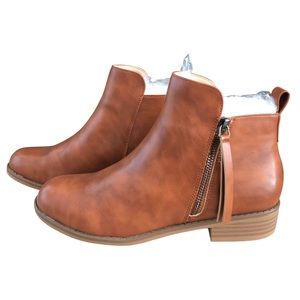 🆕 Faux Leather Low Heel Booties